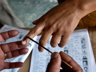 Tamil Nadu Fraud Voting : भारतात घुसखोरी करून बनावट कागदपत्राद्वारे तमिळनाडू विधानसभा निवडणुकीत मतदान : २५ परदेशी नागरिकांना अटक