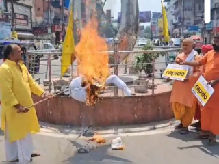 Notice To Rapido : हरिद्वारमध्ये प्रतिबंधित क्षेत्रात मांसाहारी जेवण पोचवल्याच्या प्रकरणी ‘रॅपिडो’ आस्थापनाला पालिकेची नोटीस