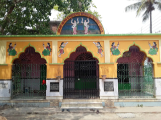 बंगालमध्ये तृणमूल काँग्रेसच्या कार्यकर्त्यांनी नियंत्रण मिळवलेले मंदिर भाजपने केले मुक्त !