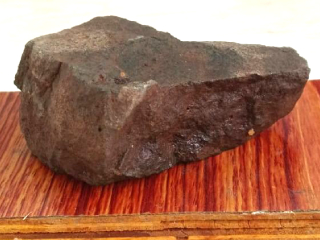 महाशिवरात्रीनिमित्त लावलेल्या ग्रंथप्रदर्शनाच्या ठिकाणी शाळुंकेच्या आकाराचा दगड सापडल्याने ‘भगवान शिव प्रदर्शनस्थळी आले आहेत’, असे वाटणे