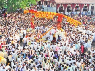पुणे शहराच्या बाणेरमधील सुप्रसिद्ध बगाड उत्सवाला अनुमती देणारा मुंबई उच्च न्यायालयाचा निवाडा !