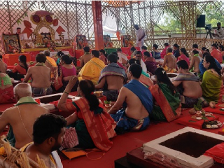कोथरूड (पुणे) येथे ‘दत्तयागा’च्या प्रथम दिवशी  विविध राज्यांतील वेदज्ञ ब्राह्मण सहभागी !