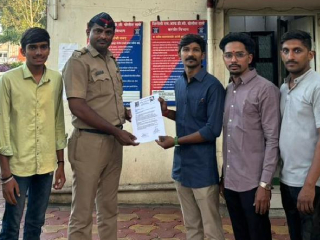 रेल्वेमार्गाने शहरात येत असलेल्या संशयित घुसखोरांची कसून पडताळणी करा ! – ‘हिंदु एकता आंदोलना’चे निवेदन