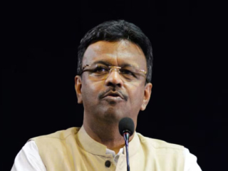 Firhad Hakim : कोलकात्यातील तृणमूल काँग्रेसचे महापौर फिरहाद हकीम यांचे त्यागपत्र