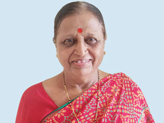 मिरज (जिल्हा सांगली) येथील सनातनच्या आश्रमातील सौ. शोभा पांडुरंग कौलकर (वय ६७ वर्षे) यांना सुचलेल्या प्रार्थना आणि कृतज्ञता !