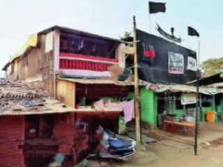 आंबिवली (कल्याण) येथील इराणी लोकांकडून बसवर दगडफेक; प्रवासी घायाळ