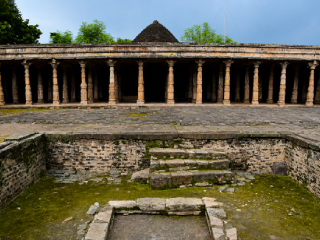 मध्यप्रदेशातील धार येथील ऐतिहासिक भोजशाळा मंदिरमुक्तीचा लढा !