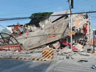 Philippines Earthquake : फिलिपीन्समध्ये ७.८ रिक्टर तीव्रतेचा भूकंप : १९ जणांचा मृत्यू !