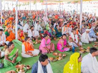 परधर्मियांच्या आमिषांना फसलेल्या ६३३ बांधवांचा हिंदु धर्मात पुनर्प्रवेश !