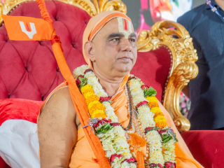 जगद्गुरु श्रीमद् रामानंदाचार्य नरेंद्राचार्यजी महाराजांच्या प्रेरणेने छत्तीसगडमध्ये १७५ जणांचा हिंदु धर्मात पुनर्प्रवेश !