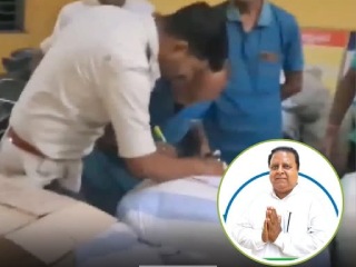 Ramendu Singh Roy : आता तृणमूलचे माजी आमदार रामेंदू रॉय यांच्या घराशेजारी आढळला सरकारी साहित्याचा साठा !