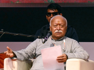 आमचे स्वतंत्र परराष्ट्र धोरण नाही; परंतु संवादाचे दरवाजे उघडे ठेवावेत ! – RSS Chief Mohan Bhagwat