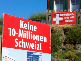 Swiss Referendum : लोकसंख्या आणि स्थलांतर यांवरील निर्बंध आणण्याचा प्रस्ताव स्विस नागरिकांनी बहुमताने फेटाळला !