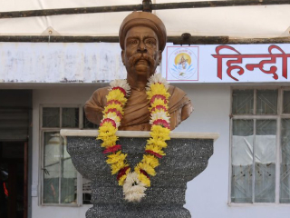 मॉरिशस येथे लोकमान्य टिळक यांच्या २ अर्धपुतळ्यांचे अनावरण !