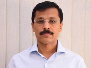 स्वारगेट (पुणे) बसस्थानकातील अस्वच्छ उपाहारगृह तुकाराम मुंढे यांनी केले बंद !