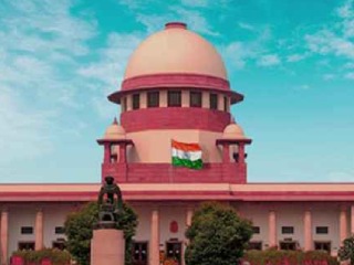 Supreme Court : सर्वोच्च न्यायालयाने राजकीय पक्षांतरांच्या घटनांमध्ये हस्तक्षेप करण्याची मागणी करणारी याचिका फेटाळली
