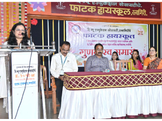 विद्यार्थ्यांच्या यशात शिक्षक आणि पालक यांचे योगदान महत्त्वाचे ! – डॉ. ऋचा औरंगाबादकर