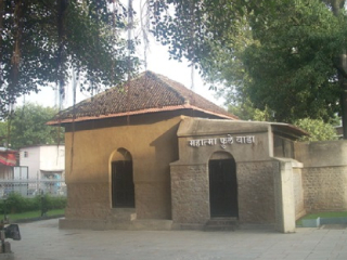 ‘महात्मा फुले वाड्या’च्या परिसरातील वटपूजनावर लादलेली बंदी मागे !