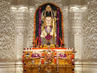 Ayodhya RamMandir Theft Row : श्रीराममंदिरातील दान चोरीतील ५ आरोपींची घरे जवळजवळ असल्याचे उघड
