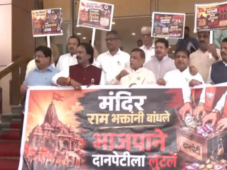 विरोधकांकडून विधानभवनाच्या पायर्‍यांवर निदर्शने !