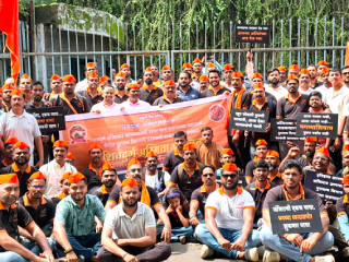 जंजिरा गडावर कायमस्वरूपी भगवा ध्वज फडकवण्याच्या मागणीसाठी ‘सह्याद्री प्रतिष्ठान’चे मुंबईत तीव्र आंदोलन !
