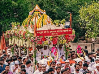 पुण्यनगरीत दोन्ही पालख्यांचे भक्तीमय वातावरणात स्वागत !