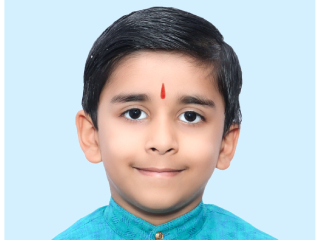आनंदी आणि संत अन् गुरुदेव यांच्याप्रती भाव असलेला ५८ टक्के आध्यात्मिक पातळीचा भोसरी (पुणे) येथील कु. समीहन (कान्हा) संदीप कुलकर्णी (वय ७ वर्षे) !