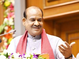 लोकसभा अध्यक्षांकडून कुंभपर्वाचा आढावा