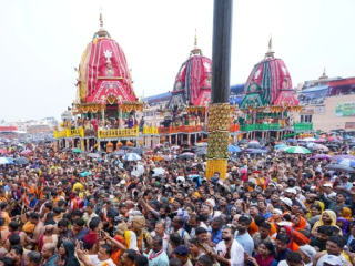Puri Rath Yatra : पुरी येथील जगप्रसिद्ध जगन्नाथ रथयात्रेला प्रारंभ !