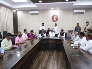 सरसेनापती नेताजी पालकर स्मारकासाठी एक कोटी रुपयांच्या निधीची घोषणा !