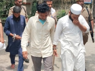 गोहत्येच्या प्रकरणी ३ मुसलमानांना प्रत्येकी १० वर्षांच्या कारावासाची शिक्षा