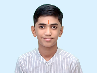 प्रेमळ आणि सच्चिदानंद परब्रह्म डॉ. आठवले यांच्याप्रती भाव असणारा वर्धा येथील ५४ टक्के आध्यात्मिक पातळीचा कु. श्रीरंग नीरज क्षीरसागर (वय १२ वर्षे) !