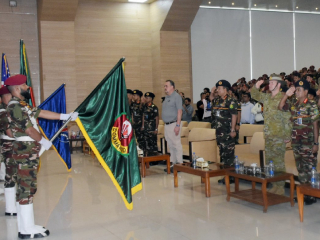 US Bangladesh Military Exercise : भारताच्या बांगलादेश सीमेजवळ अमेरिकी सैनिकांसमवेत बांगलादेशाच्या सैन्याचा युद्धसराव