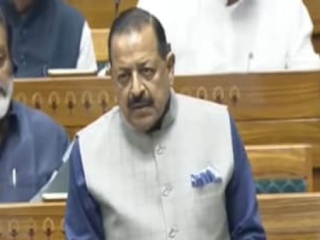 विरोधकांच्या गदारोळामुळे संसदेत परीक्षा सुधारणा विधेयकावर चर्चा झाली नाही !