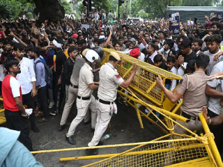 देहलीतील आंदोलनात ९८९ गुन्हेगारांचा समावेश ! – Delhi Police
