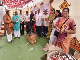 आषाढी वारीत ‘आयुर्वेद व्यासपिठा’ची वारकर्‍यांसाठी आरोग्यसेवा !