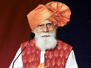 Balkrishna alias Appa Parab : An 86-year-old Karmayogi tirelessly spreading the legacy of Chhatrapati Shivaji Maharaj